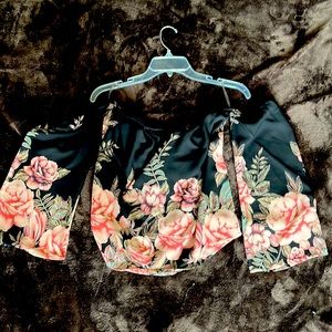 Floral off sleeve blouse